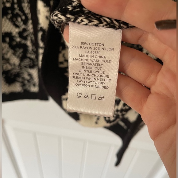 Women’s cardigan in excellent condition - Picture 4 of 4